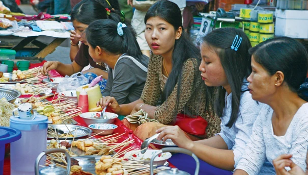 Myanmar du - Kỳ 1: Yangon, thành phố đa sắc thái ảnh 1