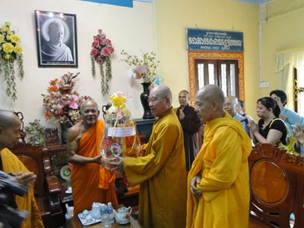 Thuong truc BTS chuc Tet HT Duong Nhon 2_resize.jpg