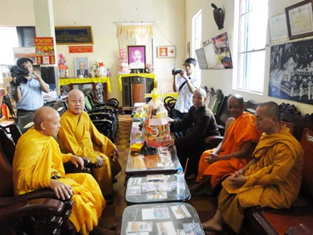 Thuong truc BTS chuc Tet HT Tang No_resize.jpg