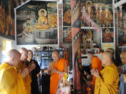 Thuong truc BTS chuc Tet TT Kim Rine_resize.jpg