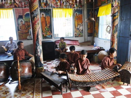 giai dieu ngu am cua dong bao Khmer_resize.jpg