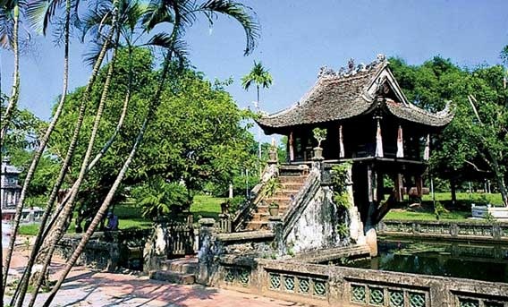 Cần bao nhiêu nhà vệ sinh vây quanh di tích Chùa Một Cột cổ kính? (Ảnh tư liệu)