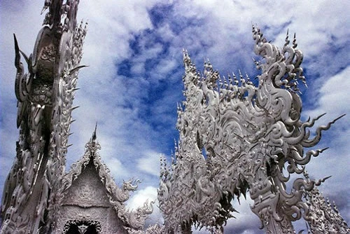 Wat Rong Khun - ngôi chùa tinh khiết ảnh 13