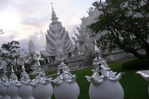 Wat Rong Khun - ngôi chùa tinh khiết ảnh 6