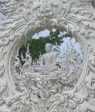 Wat Rong Khun - ngôi chùa tinh khiết ảnh 9