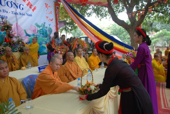 Bắc Ninh: Lễ bổ nhiệm trụ trì chùa Cầu Hương ảnh 9
