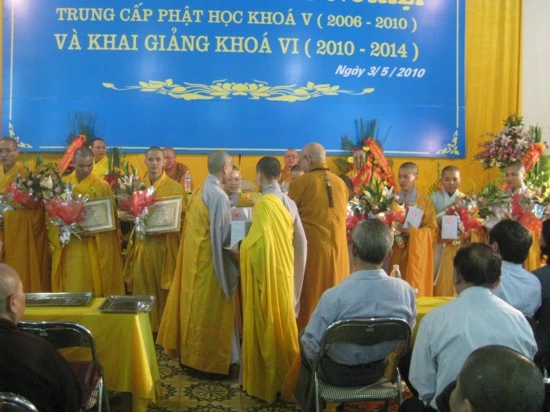 Hải Phòng: Lễ phát bằng tốt nghiệp TCPH khoá V và khai giảng khoá VI ảnh 6