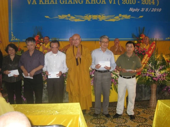 Hải Phòng: Lễ phát bằng tốt nghiệp TCPH khoá V và khai giảng khoá VI ảnh 8