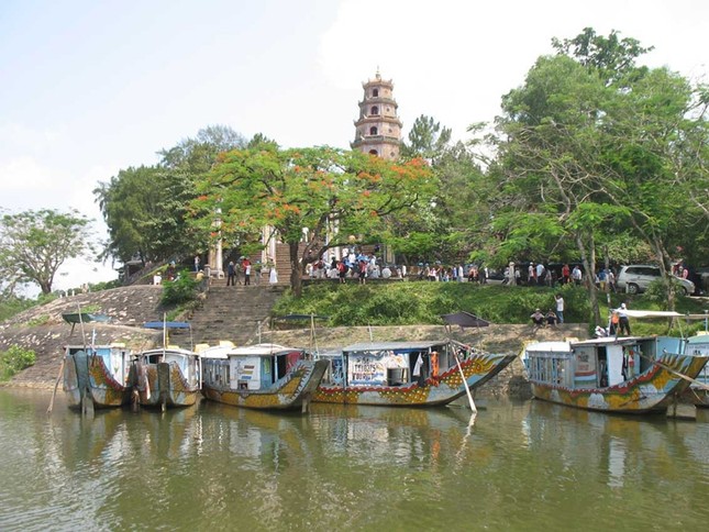 Chùa Thiên Mụ. Ảnh: Thanh Tùng. Chùa Thiên Mụ. Ảnh: Thanh Tùng