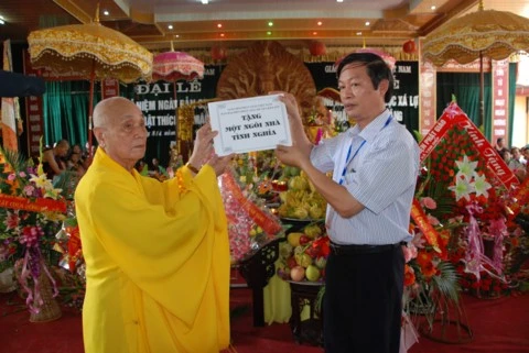Ninh Bình: Đại lễ Phật đản và cung nghinh Xá lợi Phật về Tổ đình Kim Liên (chùa Đồng Đắc) ảnh 6