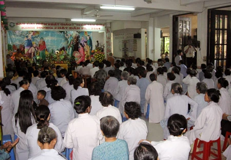 Ban Đại diện Phật giáo huyện Tân Hiệp tổ chức lễ mừng Phật đản