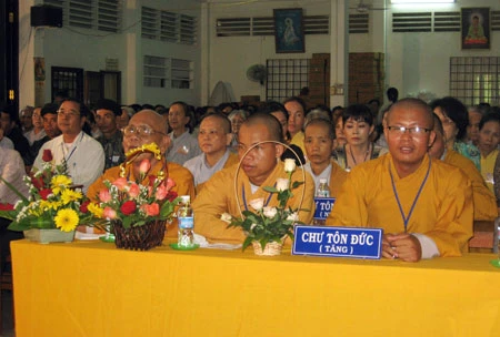 Ban Đại diện Phật giáo huyện Tân Hiệp tổ chức lễ mừng Phật đản