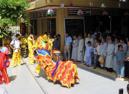 Ban Đại diện Phật giáo huyện Tân Hiệp tổ chức lễ mừng Phật đản