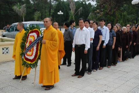 Cao Bằng: Đại lễ Phật Đản PL.2554 diễn ra trang nghiêm, trọng thể ảnh 16
