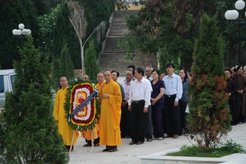 Cao Bằng: Đại lễ Phật Đản PL.2554 diễn ra trang nghiêm, trọng thể ảnh 17