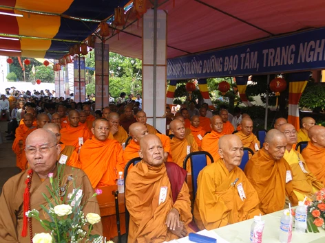 Chư Tôn đức Chứng minh.jpg