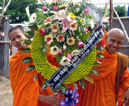 Kỷ niệm 36 năm ngày bốn sư liệt sĩ hy sinh