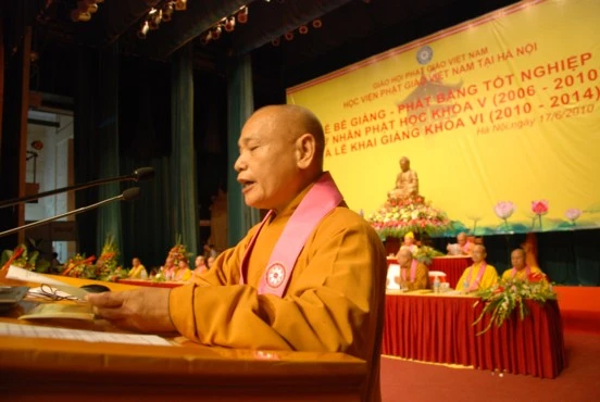 Hà Nội: Bế giảng khoá V và khai giảng khoá VI Học viện PGVN tại Hà Nội ảnh 3