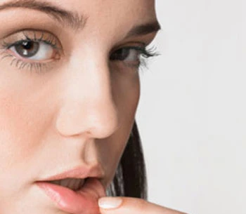 Chữa nhiệt miệng mùa nắng nóng ảnh 1