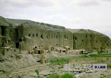 Động đá Du Lâm nằm cô tịch trên bãi Gobi - huyện An Tây, tỉnh Cam - Trung Quốc ảnh 15 dulam 15.jpg