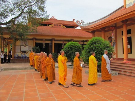 Phú Thọ: Ban Trị sự Tỉnh hội Phật giáo tổ chức an cư kiết hạ năm 2010 ảnh 1 ancu_1.jpg