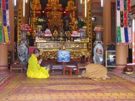Phú Thọ: Ban Trị sự Tỉnh hội Phật giáo tổ chức an cư kiết hạ năm 2010 ảnh 5 ancu_5.jpg
