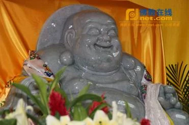 Trung Quốc: Pháp hội cung tống đức Phật Di Lặc bằng ngọc phỉ thúy lớn nhất toàn cầu ảnh 11 DiLac 11.jpg