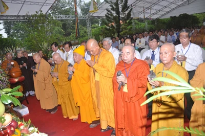 Tây Ninh: Đại lễ tưởng niệm, cầu siêu anh linh các liệt sĩ ngành bưu điện ảnh 11