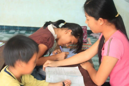 Lớp học đặc biệt nơi “cửa thiền” ảnh 4