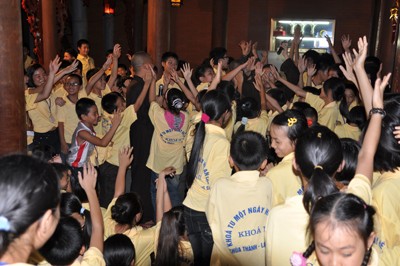 Lạng Sơn: Khai mạc khoá tu “Một ngày hè an lạc” cho 600 thanh thiếu niên trong tỉnh ảnh 28 Lạng Sơn: Khai mạc khoá tu “Một ngày hè an lạc” cho 600 thanh thiếu niên trong tỉnh ảnh 28