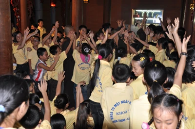 Lạng Sơn: Khai mạc khoá tu “Một ngày hè an lạc” cho 600 thanh thiếu niên trong tỉnh ảnh 28 Lạng Sơn: Khai mạc khoá tu “Một ngày hè an lạc” cho 600 thanh thiếu niên trong tỉnh ảnh 28