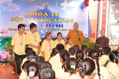 Lạng Sơn: Khai mạc khoá tu “Một ngày hè an lạc” cho 600 thanh thiếu niên trong tỉnh ảnh 37 Lạng Sơn: Khai mạc khoá tu “Một ngày hè an lạc” cho 600 thanh thiếu niên trong tỉnh ảnh 37