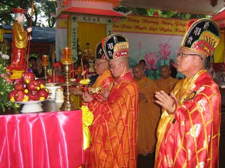 Gia Lai: Đại lễ kỳ siêu anh hùng liệt sĩ tại Nghĩa trang Liệt sĩ huyện Đức Cơ ảnh 8 causieu-3.jpg