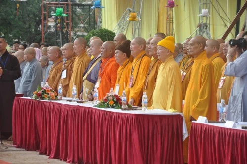 Chùm ảnh: Khai mạc Đại lễ Phật giáo kỷ niệm 1.000 năm Thăng Long - Hà Nội ảnh 10