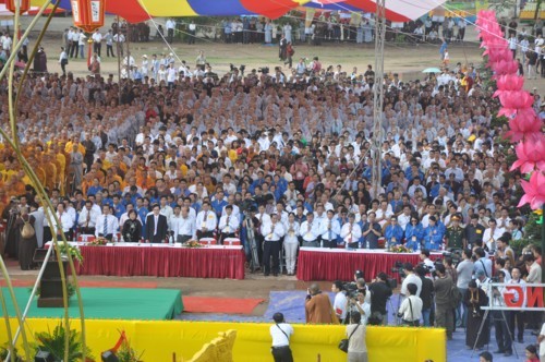 Chùm ảnh: Khai mạc Đại lễ Phật giáo kỷ niệm 1.000 năm Thăng Long - Hà Nội ảnh 12