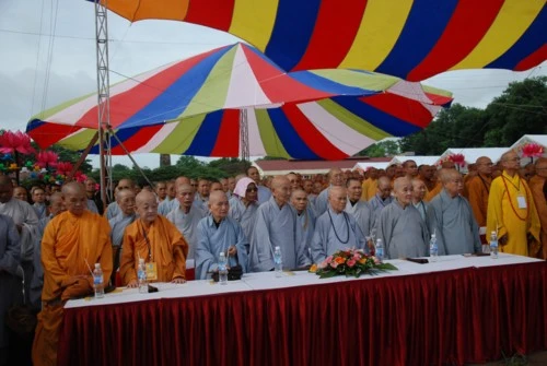 Chùm ảnh: Khai mạc Đại lễ Phật giáo kỷ niệm 1.000 năm Thăng Long - Hà Nội ảnh 9