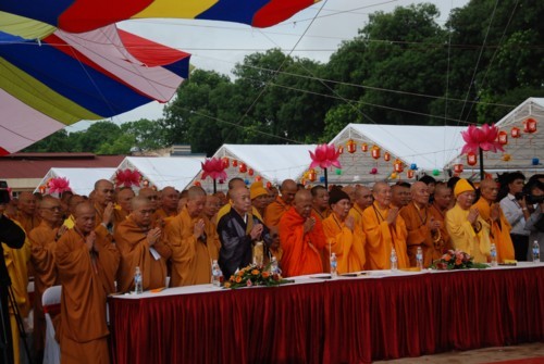 Chùm ảnh: Khai mạc Đại lễ Phật giáo kỷ niệm 1.000 năm Thăng Long - Hà Nội ảnh 5