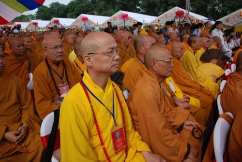 Chùm ảnh: Khai mạc Đại lễ Phật giáo kỷ niệm 1.000 năm Thăng Long - Hà Nội ảnh 27