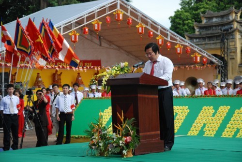 Chùm ảnh: Khai mạc Đại lễ Phật giáo kỷ niệm 1.000 năm Thăng Long - Hà Nội ảnh 31