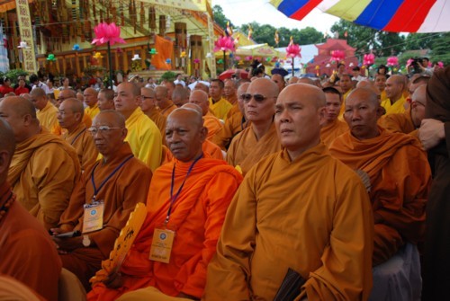 Chùm ảnh: Khai mạc Đại lễ Phật giáo kỷ niệm 1.000 năm Thăng Long - Hà Nội ảnh 44