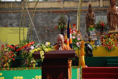 Chùm ảnh: Khai mạc Đại lễ Phật giáo kỷ niệm 1.000 năm Thăng Long - Hà Nội ảnh 46