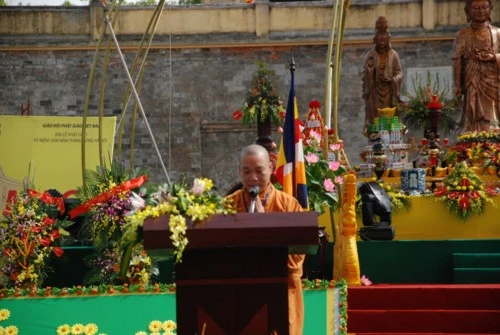 Chùm ảnh: Khai mạc Đại lễ Phật giáo kỷ niệm 1.000 năm Thăng Long - Hà Nội ảnh 46