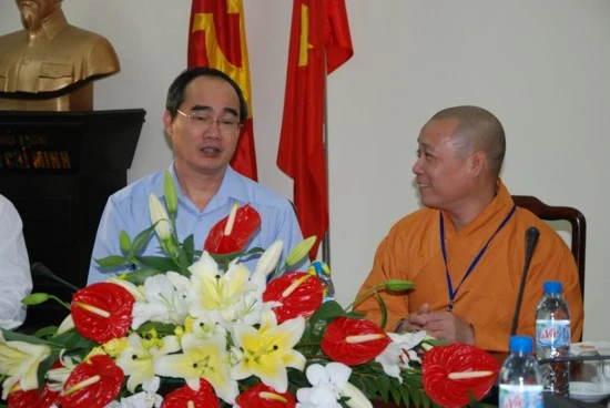 Phó Thủ tướng Nguyễn Thiện Nhân dâng hương tưởng niệm tại Hoàng thành Thăng Long ảnh 3