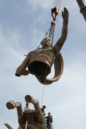 Hà Nội: Hoàn tất phần cuối dựng tượng đài Thánh Gióng trên núi Đá Chồng -Sóc Sơn ảnh 6