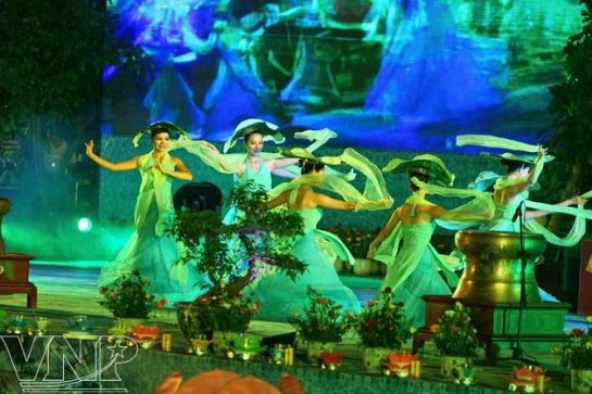 Chùm ảnh: Cầu truyền hình “Hòa điệu văn hóa - Khát vọng hòa bình” ảnh 6 Chùm ảnh: Cầu truyền hình “Hòa điệu văn hóa - Khát vọng hòa bình” ảnh 6