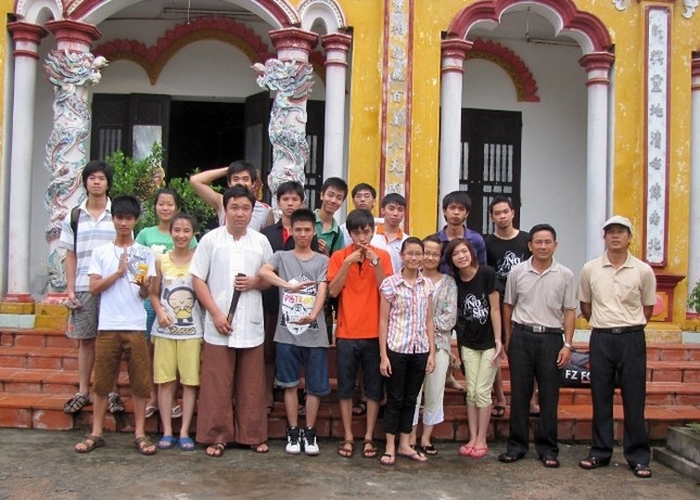 Chụp ảnh lưu niệm chia tay Hè này "đi tu" ảnh 6