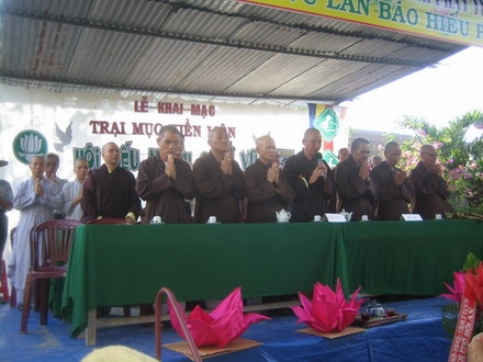 Le khai mac_resize.jpg