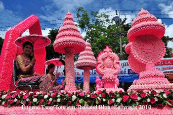 Khám phá thế giới: Lễ hội nến ở Ubon, Thái Lan ảnh 3 05-le-hoi-22610-300.jpg