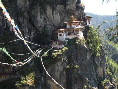 Ngôi chùa Tiger’s Nest nổi tiếng ở Bhutan