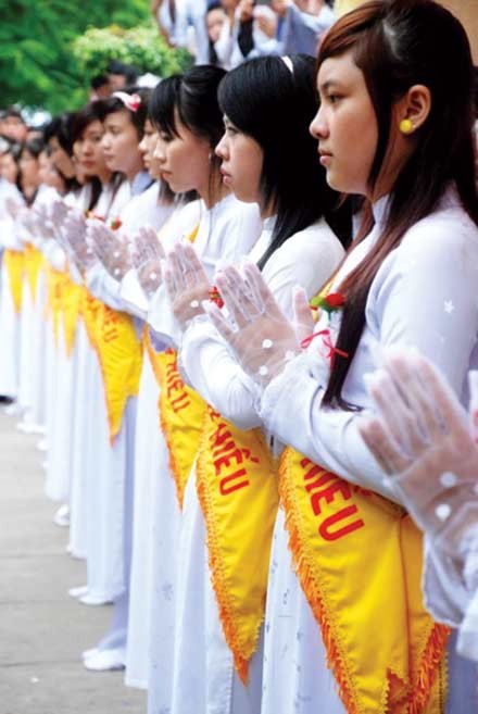 Lễ hội của trái Tim ảnh 2 lehoi-2.jpg